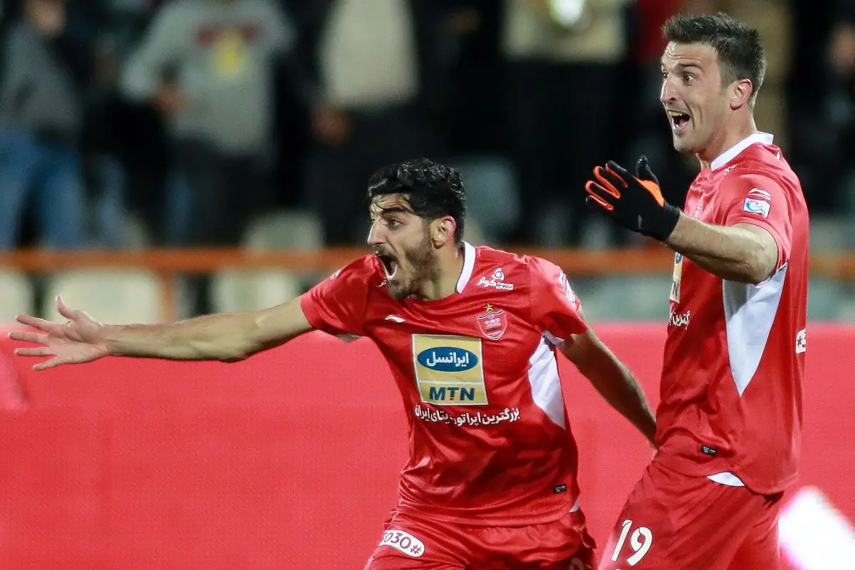 خلاصه بازی پرسپولیس تهران - صنعت نفت آبادان(ویدئو)