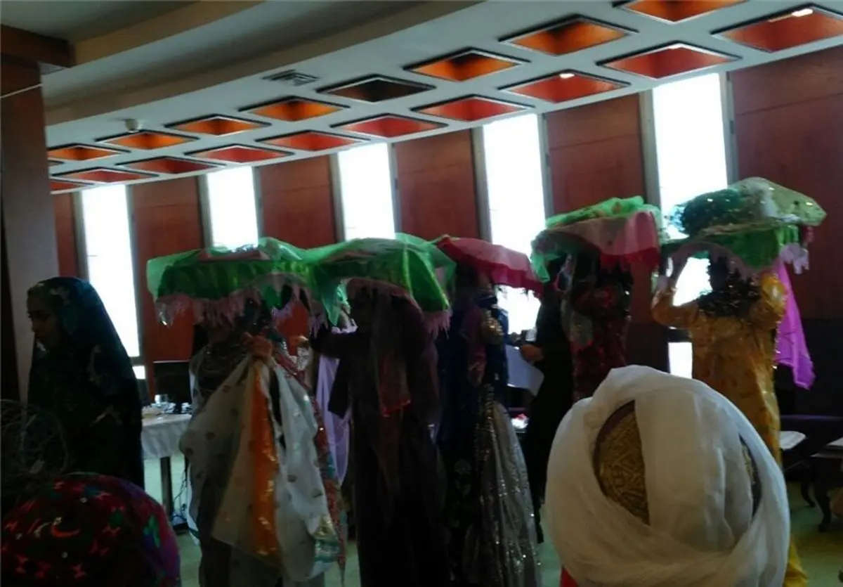 چهارمین جشنواره استانی مد و لباس فجر در کرمانشاه افتتاح شد