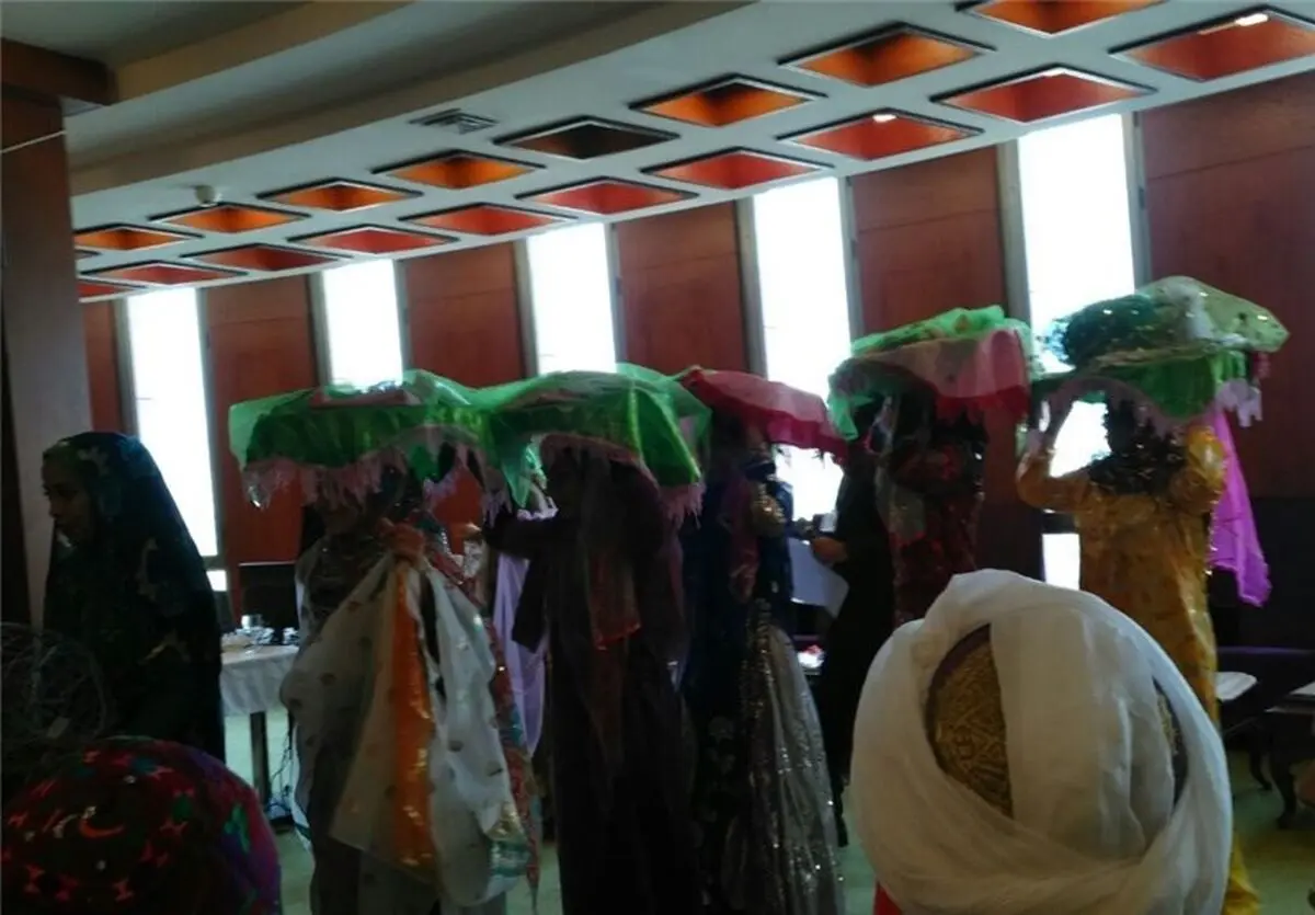 چهارمین جشنواره استانی مد و لباس فجر در کرمانشاه افتتاح شد