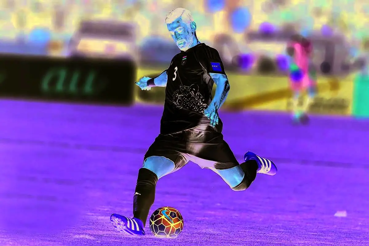 خواهرخوانده های سابق علیه هم