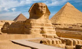 ۱۱ بنای تاریخی مرموز با اثر موجودات فرازمینی در آن
