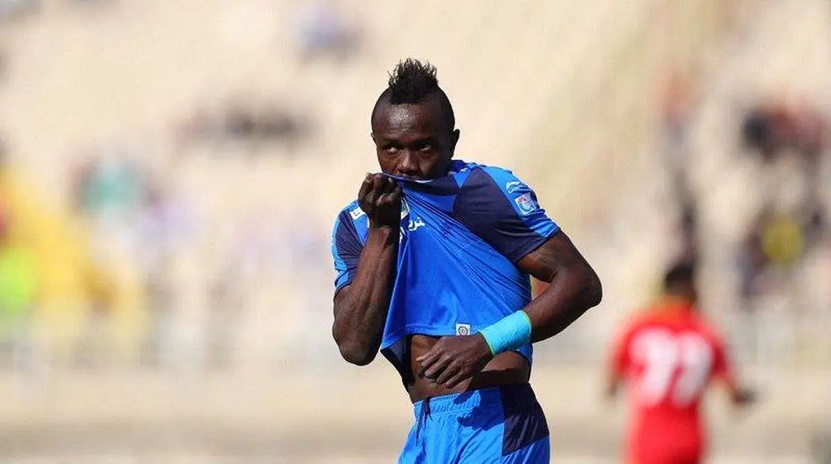 بوسه من به اسم استقلال یعنی تعصب!