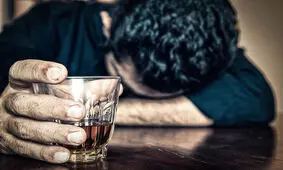 تلفات مشروبات الکلی دست ساز در مشگین شهر به 2 کشته و 23 مسموم رسید