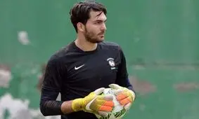 منشا و حقیقی از فعالیت فوتبالی محروم شدند