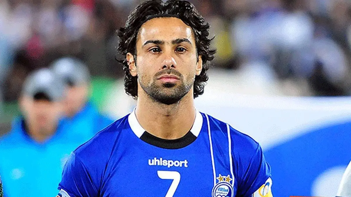 استوری عجیب فرهاد مجیدی و درگیری لفظی با مامور راهنمایی و رانندگی!