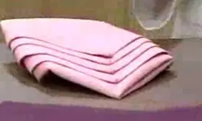 تزیین دستمال سفره