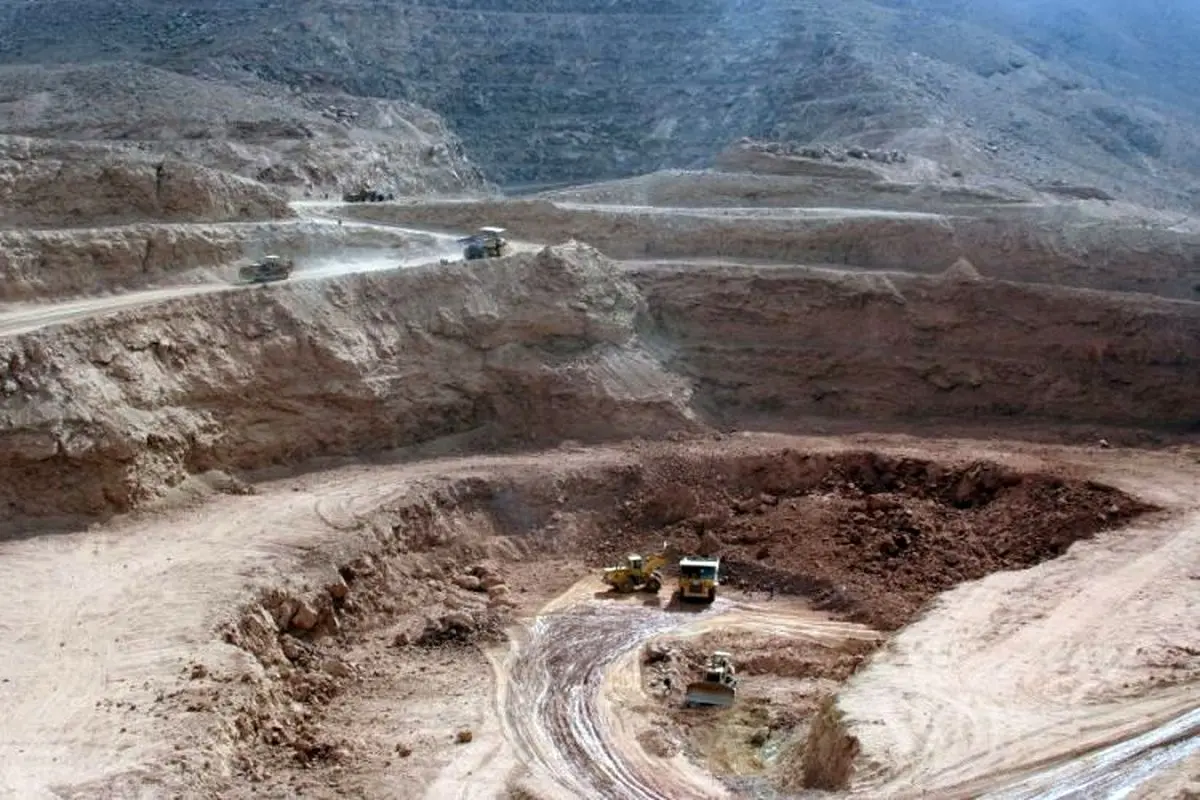 سقوط مرگبار بولدوزر در یک شرکت معدنی سیرجان