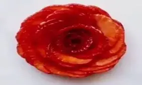 تزیینات سفره با میوه هایی به شکل گل