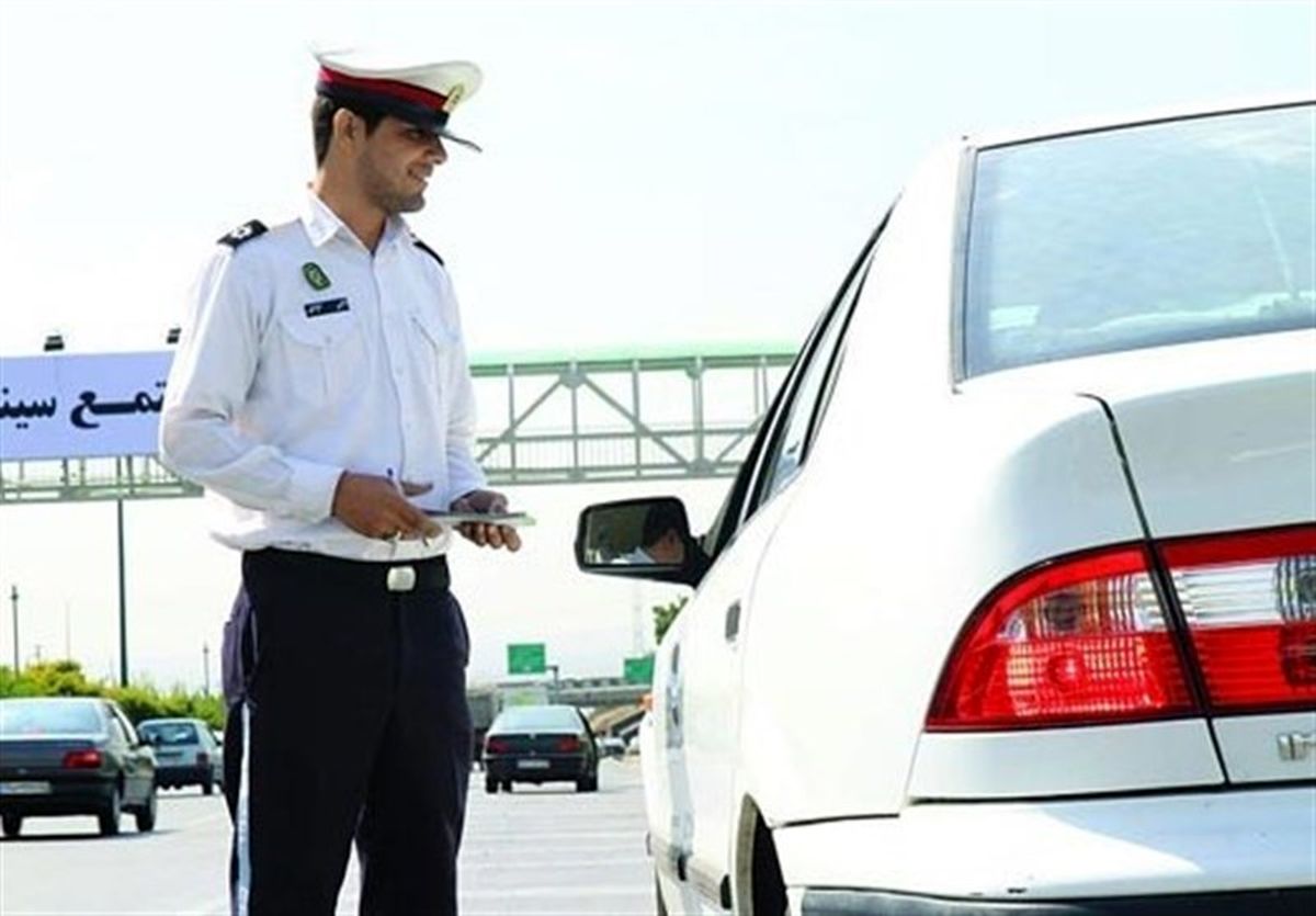 اقدام جالب پلیس راهور مشهد برای جلوگیری از تخلفات رانندگی+عکس