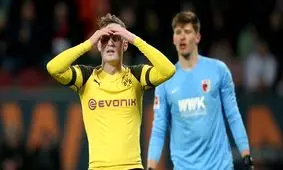 لغزش دورتموند صدرنشین در پیچ آگسبورگ/فاصله بایرن با زنبورها به 3 رسید