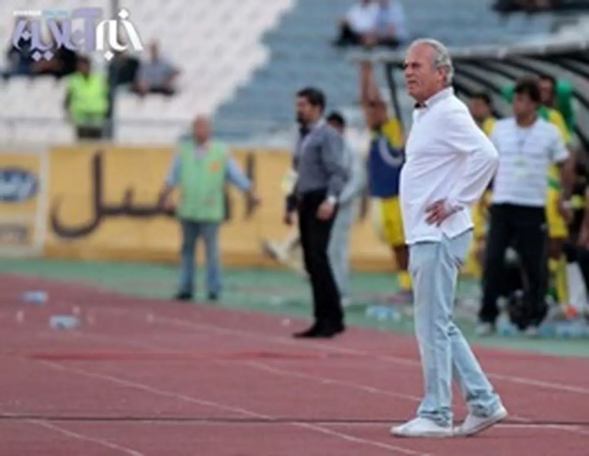 بازگشت دنیزلی به دنیای فوتبال پس از طلاق همسرش