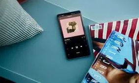 قطعات گلکسی اس ۱۰ پلاس ۱۰۰۰ دلاری چقدر آب می خورد؟