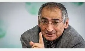 زیباکلام: چرا مجلس درگیر مسائل بی‌ارزش شده؟ / جای تعداد دوره‌های نمایندگی به موضوعات مهم بپردازید