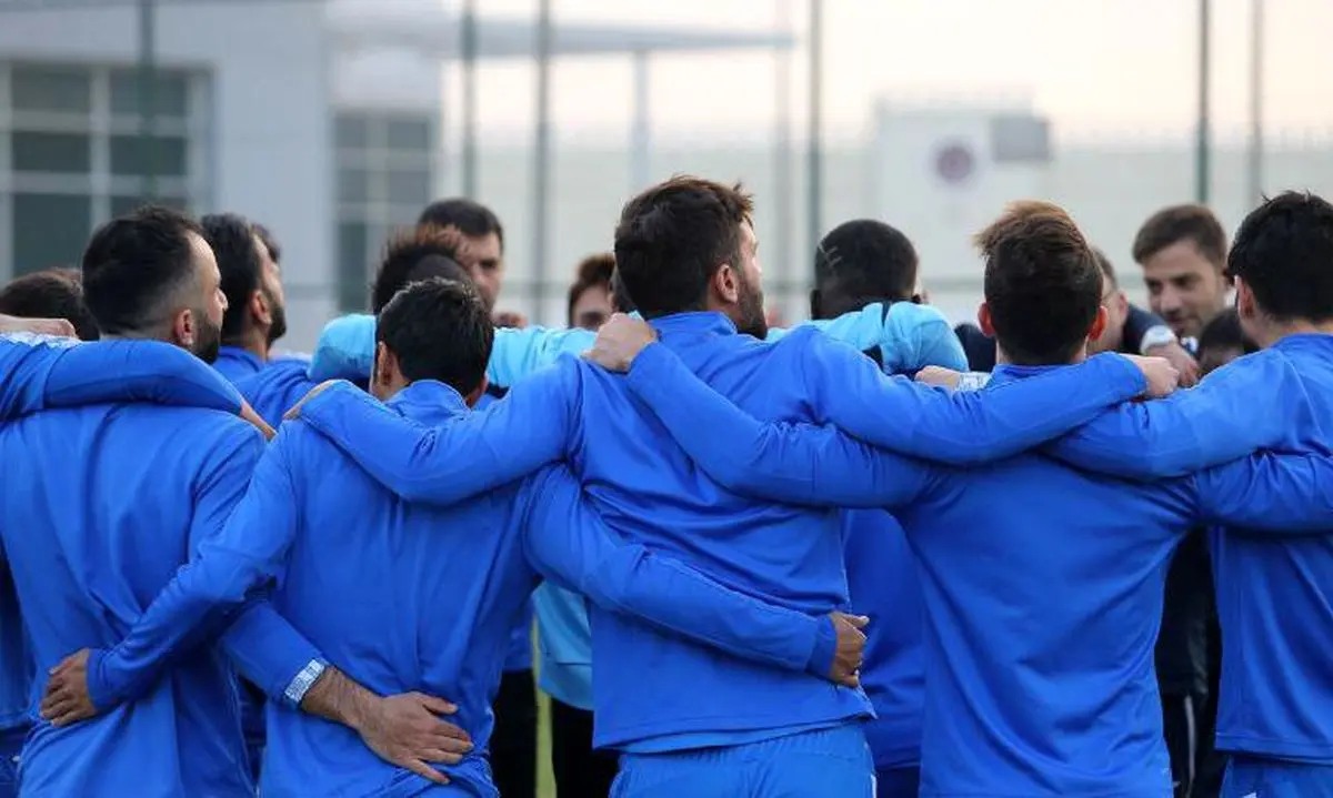 حلقه اتحاد آبی ها برای اولین شکار آسیایی