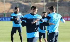 ورود تیم ذوب‌آهن به فولادشهر برای مصاف با الزورا
