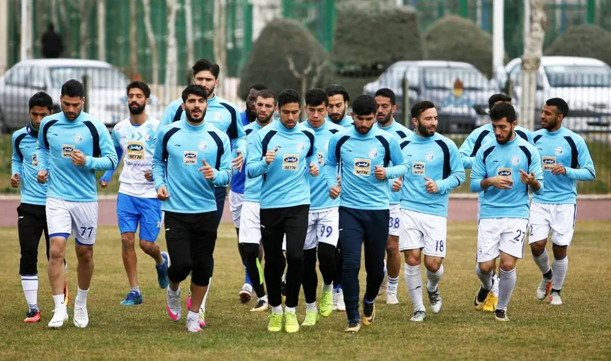 حواله‌های استقلال را خلیل زاده پاس کرد!