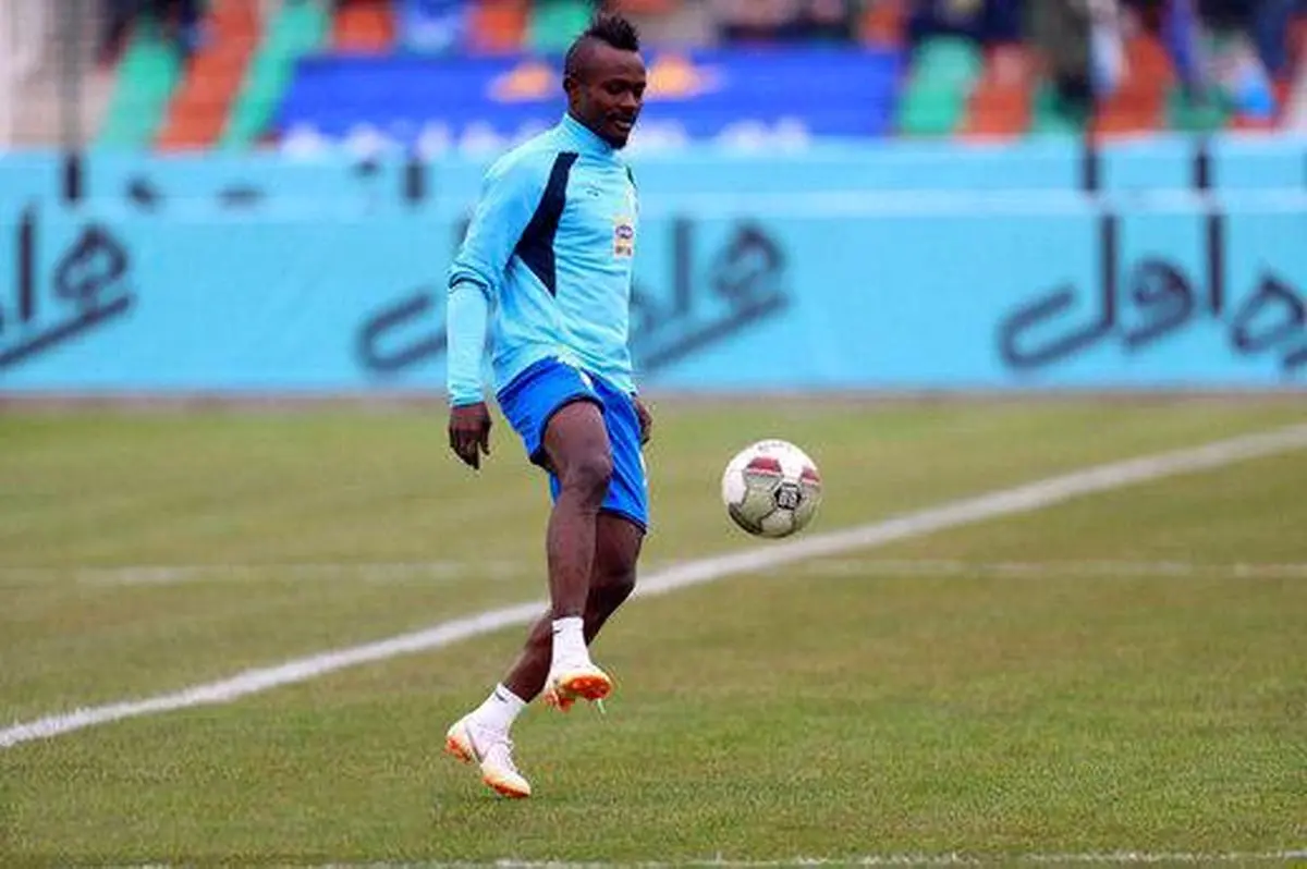 سوشا مکانی «باب اسفنجی» پوشید ۶ ماه محروم شد، منشا هم باید محروم شود