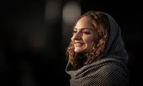 مهناز افشار تماشاگر ویژه یک دیدار فوتبال + عکس