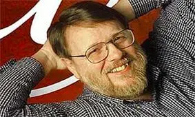 تقویم تاریخی/ به بهانه درگذشت مخترع ایمیل