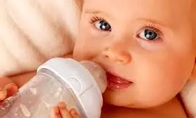 آب قند به نوزادان ندهید!
