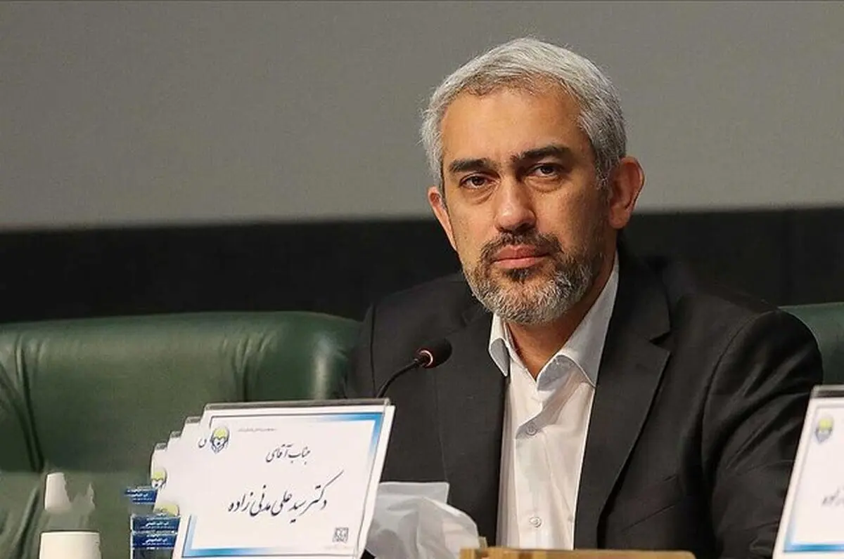 سید علی مدنی‌زاده به عنوان وزیر پیشنهادی اقتصاد به مجلس معرفی شد/ این نخبه المپیادی و فارغ التحصیل شریف و شیکاگو، کیست؟