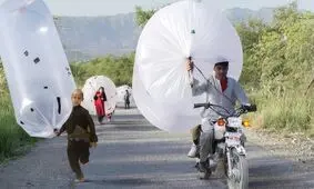 روش خطرناک پاکستانی‌ها برای انتقال گاز طبیعی به خانه/ ویدئو