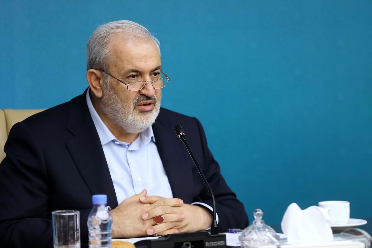 جمع‌آوری بیش از ۱۰۰ امضاء برای استیضاح وزیر نیرو

