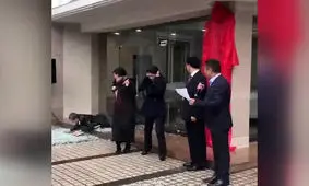 وقتی پاک‌کردن بیش از حد شیشه دردسرساز می‌شود!+ فیلم