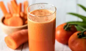 ۸ خاصیت شگفت‌انگیز خرمالو برای بدن