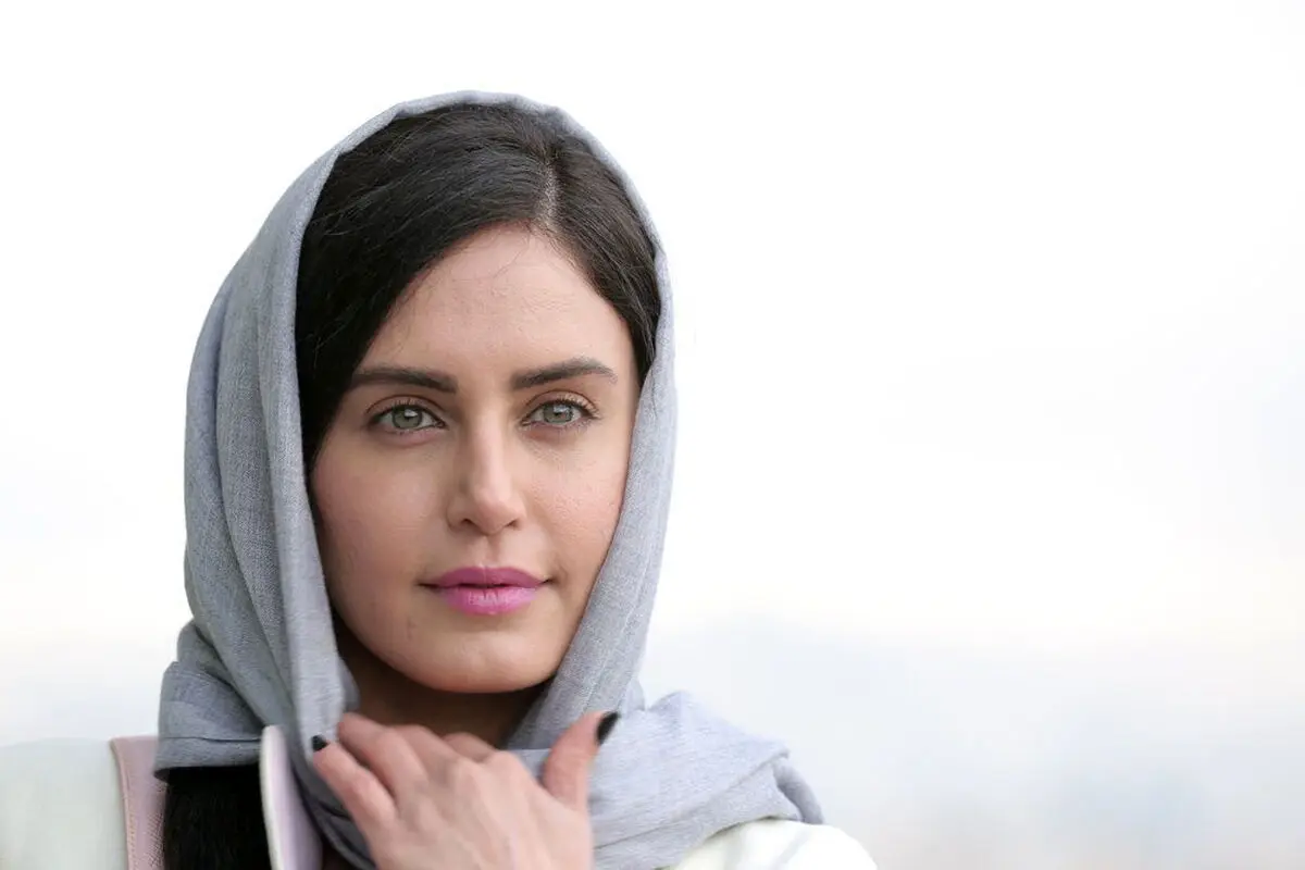 بوشهر گردی الناز شاکردوست به همراه نرگس آبیار+عکس