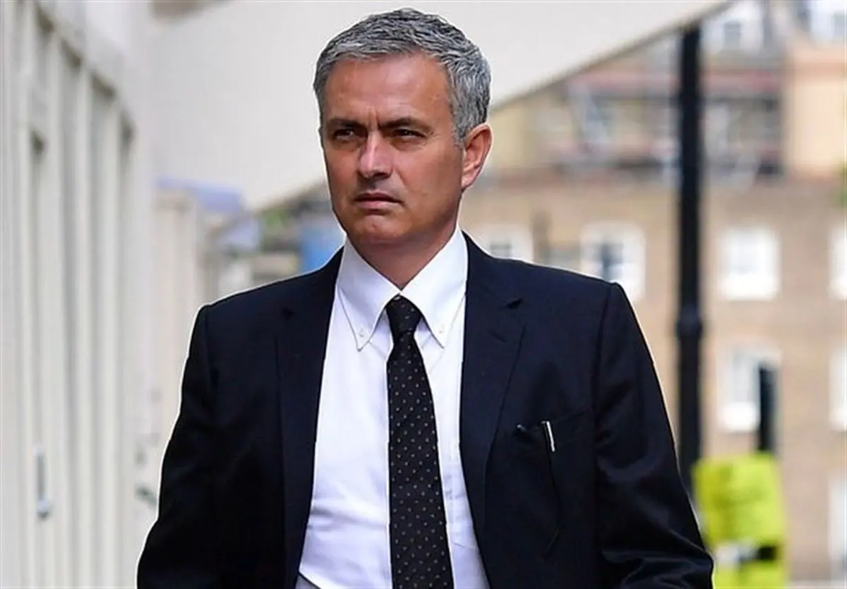 مورینیو ۱۰۰ درصد به رئال مادرید بازمی‌گردد