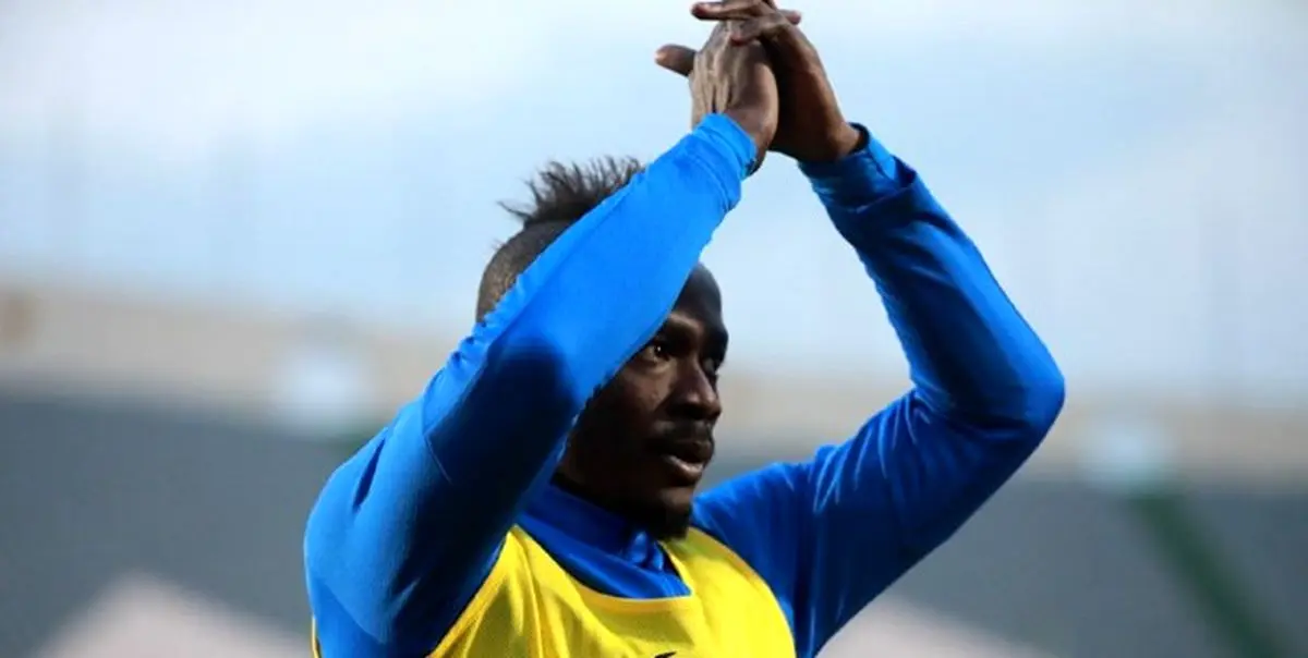 مهاجم استقلال با مستندات از خود دفاع کرد