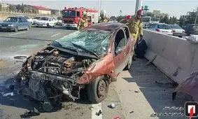 واژگون شدن پژو ۲۰۶ پس از تصادف شدید با بلوکهای سیمانی + تصاویر