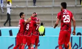 پایان نیمه نخست دربی تبریز با برد تراکتور