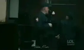 تنها مامور وظیفه شناس !!!