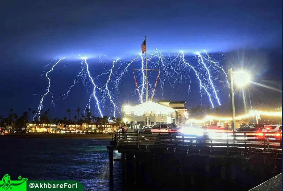 تصویری شگفت انگیز از رعد و برق در آمریکا