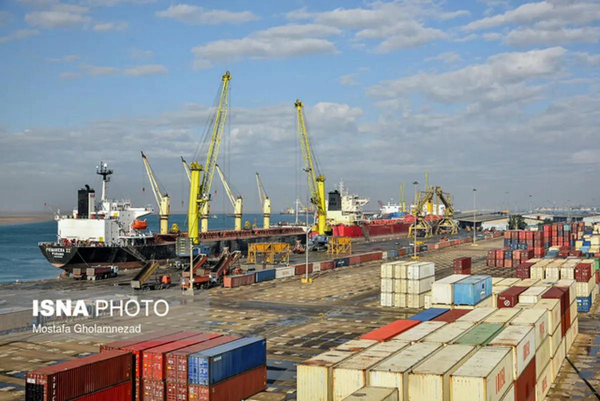 محموله شکر خام وارد بندر شهید رجایی بندرعباس شد