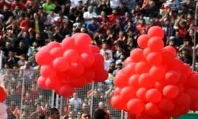 حواشی دیدار نساجی-پرسپولیس: درگیری هواداران دو تیم روی سکوها