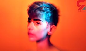 شیوا 16 ساله در دبیرستان پسرانه درس می خواند