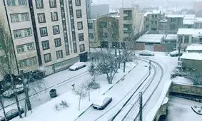 ارتفاع برف در سرعین به ۴۰ سانتیمتر رسید؛ تداوم بارش‌ها تا صبح فردا در استان اردبیل