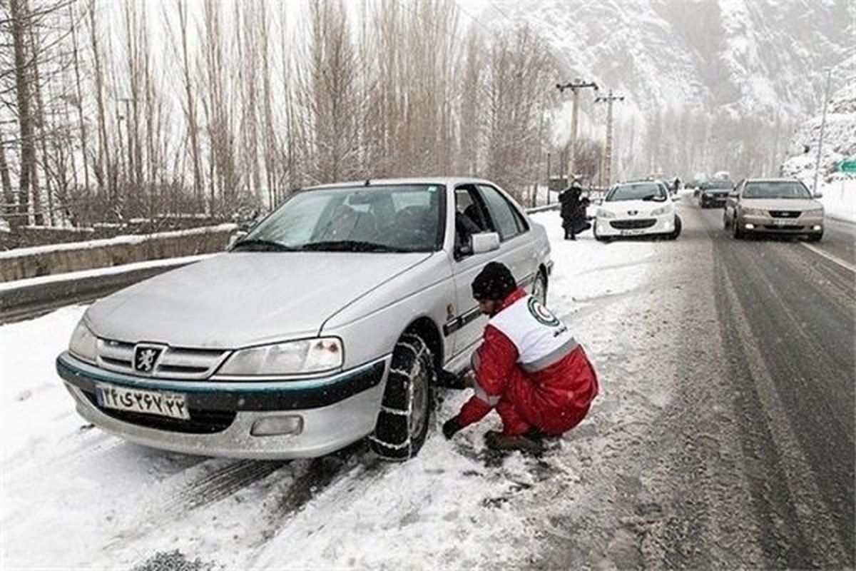 تردد در گردنه های چهارمحال و بختیاری با زنجیر چرخ امکان پذیر است