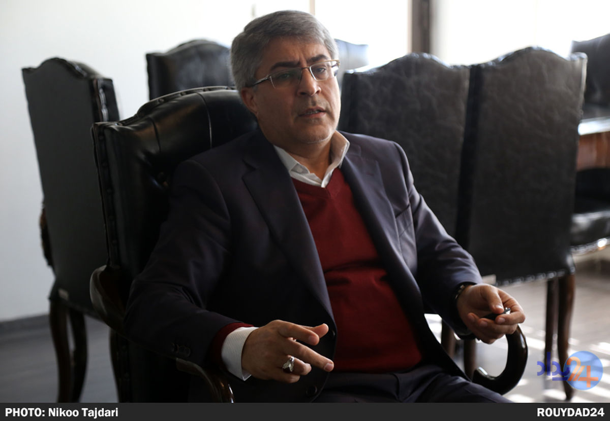 محمدعلی وکیلی: روحانی بخاطر انتقاد رسانههای اصلاح طلب، وزیر ارشاد را مورد عتاب قرار داده است/ دولت کوچکترین نقد را هم تحمل نمیکند