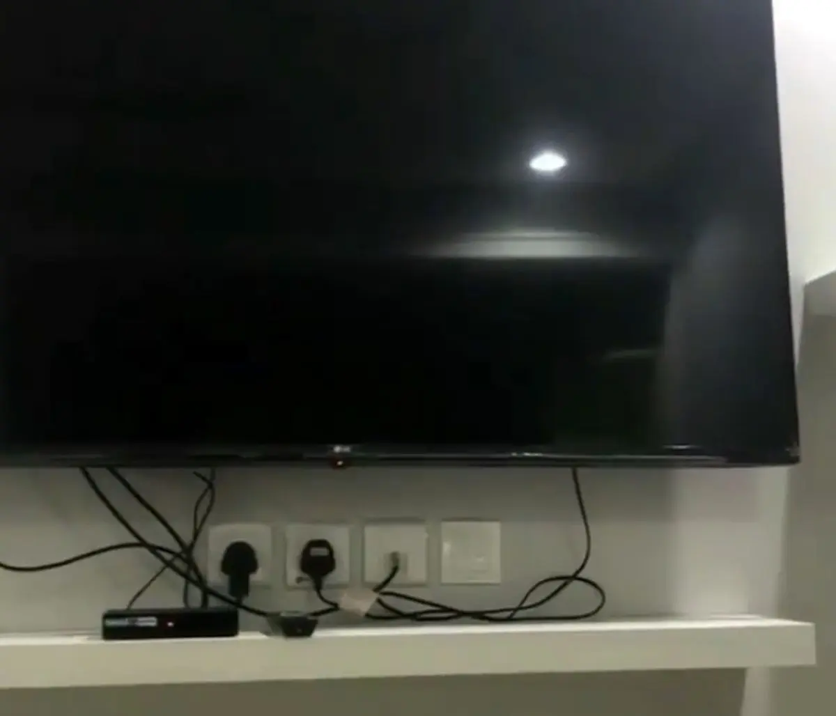 ایده جالب پنهان کردن سیم های پشت ال سی دی