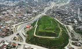 دنبال گنج در «قلعه خندان» هستیم/ حفاری برای کشف تاریخ