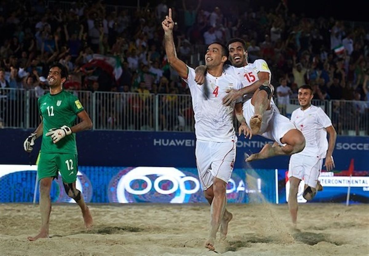 فوتبال ساحلی قهرمانی آسیا/ عمان برد تا ایران صعود کند