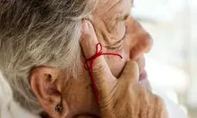 نشانه های عجیب و غریب بیماری زوال عقل