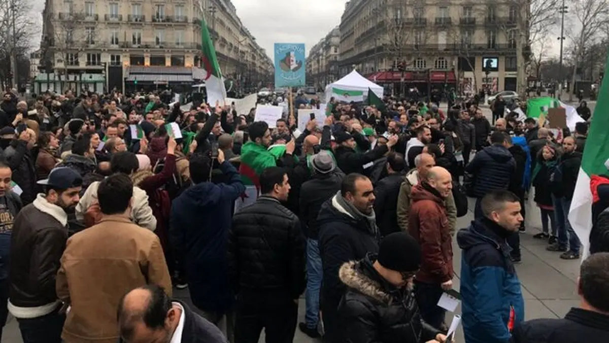تظاهرات در فرانسه علیه کاندیداتوری بوتفلیقه