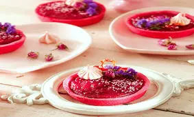 دستور تهیه تارت با کرم لبو