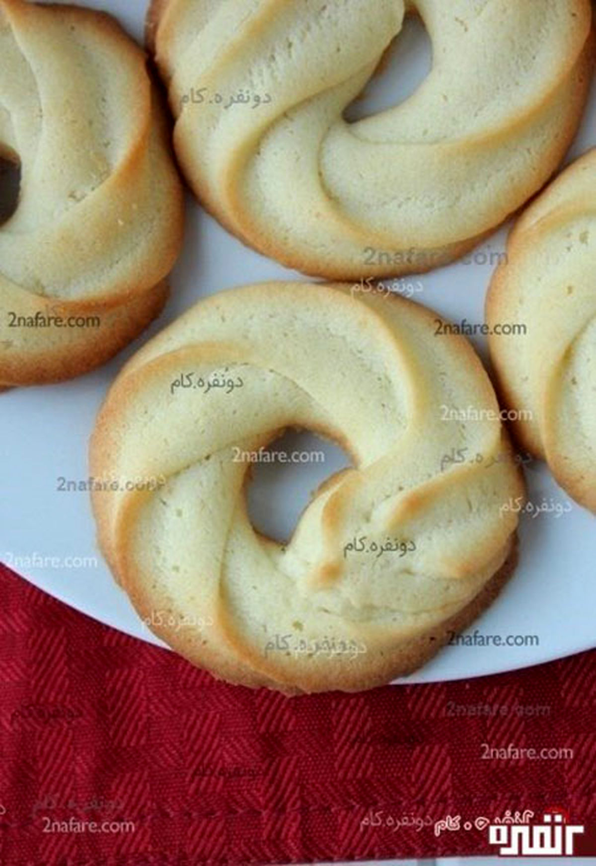 طرز تهیه بیسکوییت کره ای با ماسوره