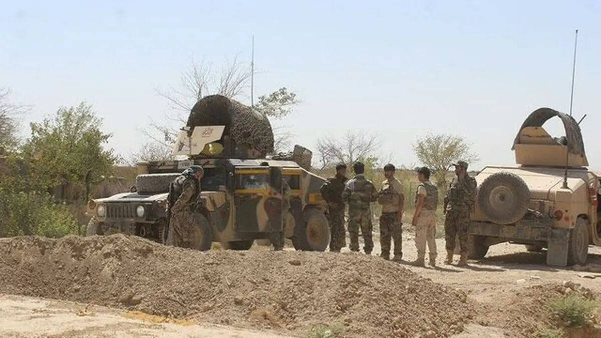 کشته و زخمی شدن ۳۰ سرباز افغان در حملات طالبان در استان بادغیس